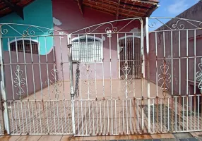 Foto 1 de Casa com 3 Quartos à venda, 140m² em Maracanã, Praia Grande