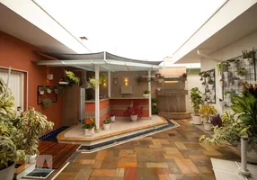 Foto 1 de Casa com 3 Quartos à venda, 400m² em Taquaral, Campinas
