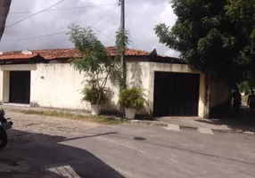 Foto 1 de Casa com 3 Quartos à venda, 81m² em Passaré, Fortaleza