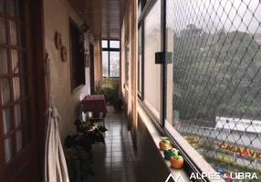 Foto 1 de Apartamento com 2 Quartos à venda, 104m² em Centro, Teresópolis