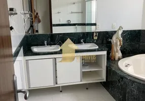Foto 1 de Apartamento com 5 Quartos à venda, 256m² em Santa Rosa, Cuiabá