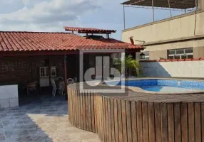 Foto 1 de Casa com 4 Quartos à venda, 122m² em Madureira, Rio de Janeiro