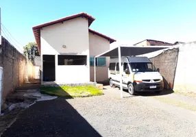 Foto 1 de Casa com 2 Quartos à venda, 103m² em Nova Uberlandia, Uberlândia