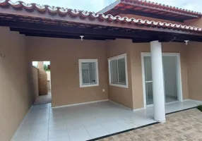 Foto 1 de Casa com 3 Quartos à venda, 84m² em Parque Dom Pedro II, Itaitinga