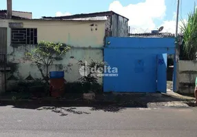 Foto 1 de Lote/Terreno à venda, 188m² em Presidente Roosevelt, Uberlândia