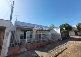 Foto 1 de Casa com 3 Quartos à venda, 270m² em Osvaldo Rezende, Uberlândia