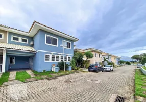 Foto 1 de Casa de Condomínio com 3 Quartos à venda, 111m² em Glória, Macaé