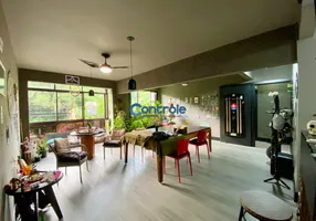 Foto 1 de Apartamento com 3 Quartos à venda, 96m² em Coqueiros, Florianópolis