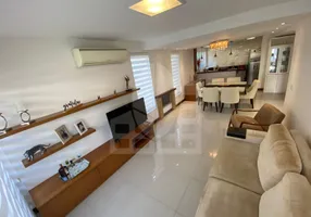 Foto 1 de Casa de Condomínio com 4 Quartos à venda, 142m² em Nogueira, Petrópolis