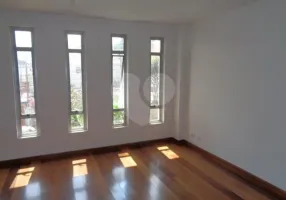 Foto 1 de Casa com 4 Quartos à venda, 265m² em Saúde, São Paulo