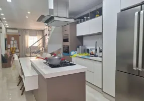 Foto 1 de Sobrado com 3 Quartos à venda, 116m² em Bangu, Santo André