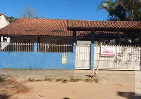Foto 1 de Casa com 2 Quartos à venda, 160m² em Village Sao Roque, Miguel Pereira