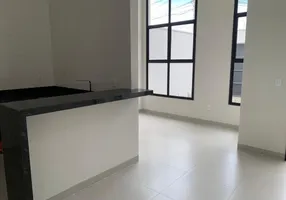 Foto 1 de Casa com 3 Quartos à venda, 75m² em Granada, Uberlândia