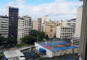 Foto 1 de Kitnet à venda, 30m² em Copacabana, Rio de Janeiro