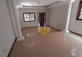 Foto 1 de Casa de Condomínio com 3 Quartos para alugar, 400m² em Maria Paula, Niterói