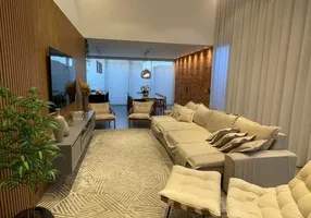 Foto 1 de Casa de Condomínio com 4 Quartos à venda, 200m² em Jardim Veneza, Senador Canedo