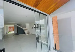 Foto 1 de Casa com 3 Quartos à venda, 200m² em Santa Catarina, Juiz de Fora