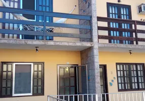 Foto 1 de Casa de Condomínio com 3 Quartos à venda, 105m² em Ogiva, Cabo Frio