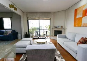 Foto 1 de Apartamento com 3 Quartos à venda, 145m² em Real Parque, São Paulo