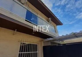 Foto 1 de Sobrado com 3 Quartos à venda, 160m² em Colubandê, São Gonçalo