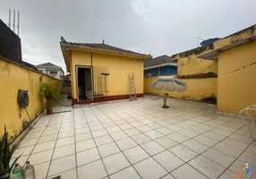 Foto 1 de Casa com 3 Quartos à venda, 216m² em Santa Maria, Santos