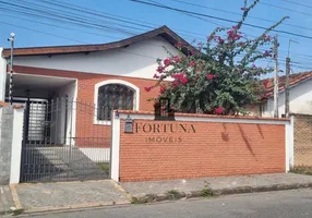 Foto 1 de Casa com 3 Quartos à venda, 174m² em São Benedito, Pindamonhangaba