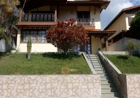 Foto 1 de Casa com 4 Quartos à venda, 287m² em Agriões, Teresópolis