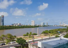 Foto 1 de Apartamento com 4 Quartos à venda, 150m² em Santo Amaro, Recife