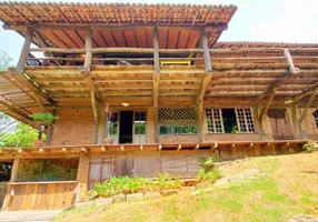 Foto 1 de Casa com 3 Quartos para venda ou aluguel, 300m² em Pereque, Ilhabela