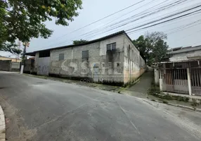 Foto 1 de Galpão/Depósito/Armazém à venda, 400m² em Rio Bonito, São Paulo