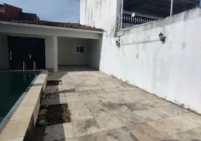 Foto 1 de Casa com 4 Quartos à venda, 162m² em Maraponga, Fortaleza