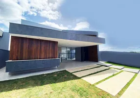 Foto 1 de Casa com 4 Quartos à venda, 342m² em Novo Horizonte, Juiz de Fora