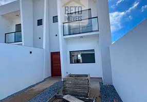 Foto 1 de Casa com 3 Quartos à venda, 150m² em Vale das Palmeiras, Macaé