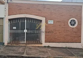 Foto 1 de Sobrado com 3 Quartos para alugar, 232m² em Jardim Sao Carlos, São Carlos