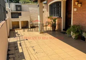 Foto 1 de Casa com 3 Quartos para venda ou aluguel, 200m² em Vila Sônia, São Paulo
