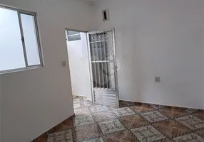 Foto 1 de Casa com 2 Quartos para alugar, 60m² em Santana, São Paulo