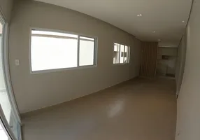 Foto 1 de Casa com 3 Quartos para alugar, 120m² em Alípio de Melo, Belo Horizonte