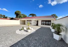 Foto 1 de Casa com 3 Quartos à venda, 300m² em Bom Jesus, São José dos Pinhais