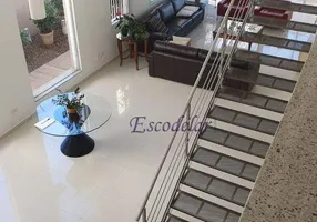 Foto 1 de Casa com 3 Quartos à venda, 550m² em Jardim do Colegio Zona Norte, São Paulo