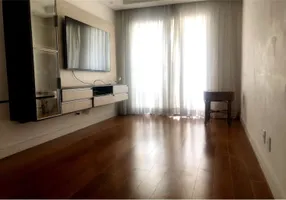 Foto 1 de Apartamento com 2 Quartos à venda, 60m² em Água Rasa, São Paulo