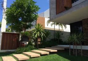 Foto 1 de Casa de Condomínio com 3 Quartos à venda, 600m² em Alphaville I, Salvador