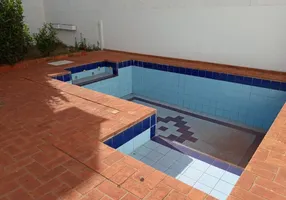 Foto 1 de Sobrado com 3 Quartos à venda, 225m² em Ribeirânia, Ribeirão Preto