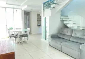 Foto 1 de Casa com 3 Quartos à venda, 172m² em Mar Grosso, Laguna