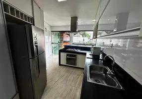 Foto 1 de Casa com 3 Quartos à venda, 160m² em Buritis, Belo Horizonte