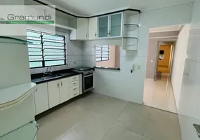 Foto 1 de Sobrado com 3 Quartos à venda, 150m² em Sacomã, São Paulo