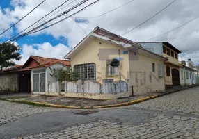 Foto 1 de Casa com 2 Quartos à venda, 72m² em Loteamento Mogilar, Mogi das Cruzes