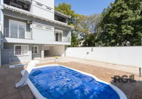 Foto 1 de Casa com 4 Quartos para alugar, 369m² em Nonoai, Porto Alegre