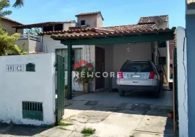 Foto 1 de Casa com 2 Quartos à venda, 75m² em Loteamento Extensao do Serramar, Rio das Ostras