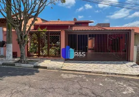 Foto 1 de Casa com 3 Quartos à venda, 220m² em Parque das Videiras, Louveira