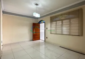 Foto 1 de Casa com 3 Quartos à venda, 182m² em Ipiranga, Ribeirão Preto